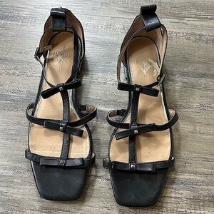 Linea Paolo Black Leather Bow Sandals Gladiator​​